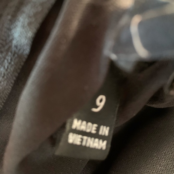 Stunning prom dress/evening gown. Women size 9 cropped front. Great condition - Picture 7 of 8